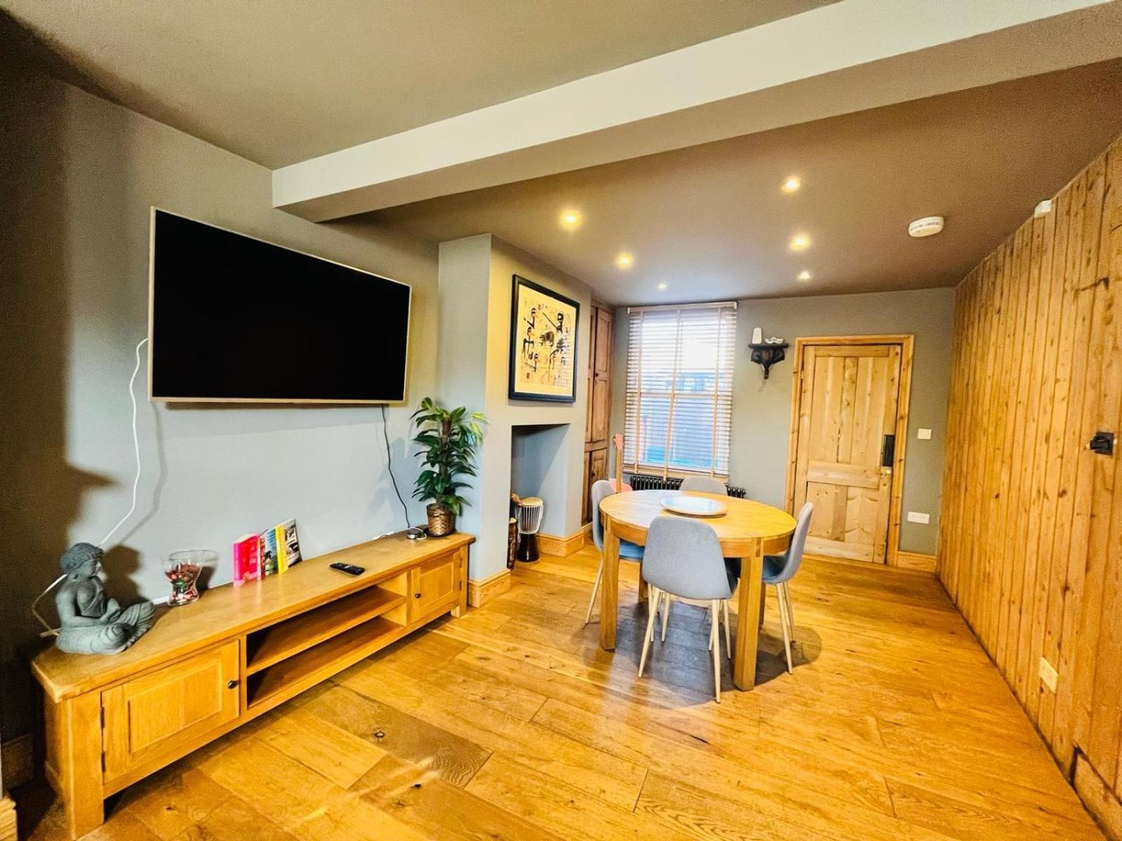 Simpsons Cottage - Grove Road Cottages Στράτφορντ απόν Έιβον Εξωτερικό φωτογραφία