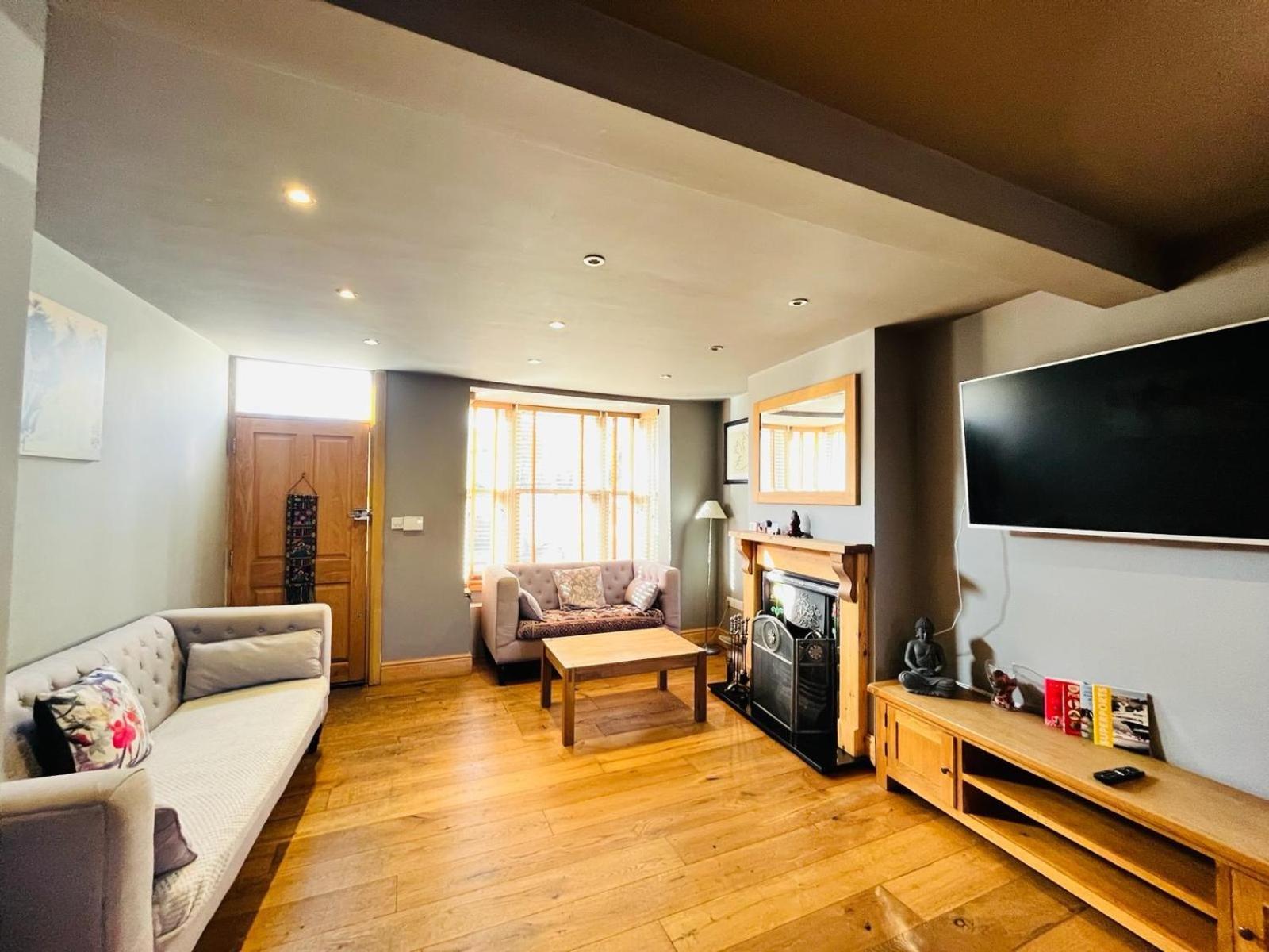 Simpsons Cottage - Grove Road Cottages Στράτφορντ απόν Έιβον Εξωτερικό φωτογραφία